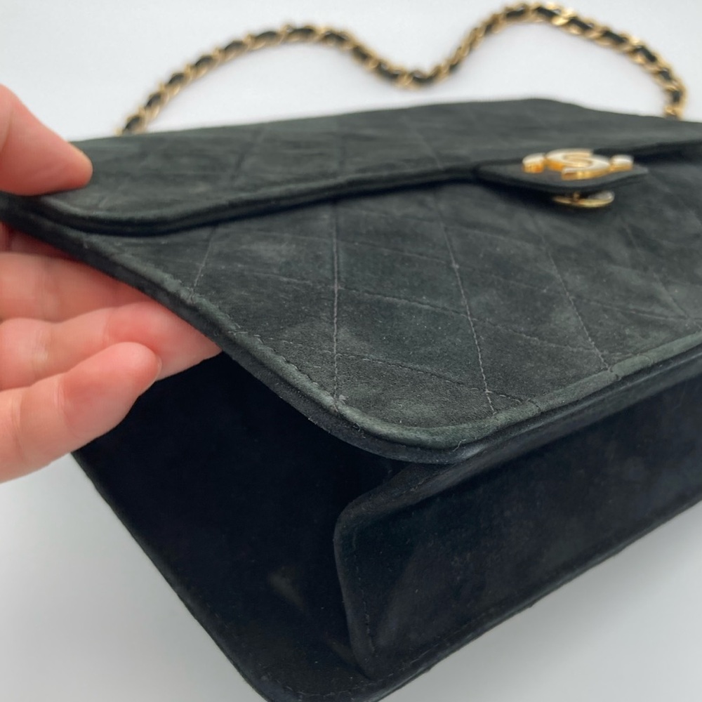 CHANEL QUILTED BLACK GOLD MATELASSE CC SUEDE SINGLE FLAP SHOULDER BAG WITH COA - Picture 9 of 15